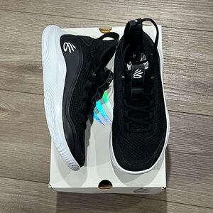 Under Armour Curry Flow 8 Boys 5Y Basketball Sneakers, New